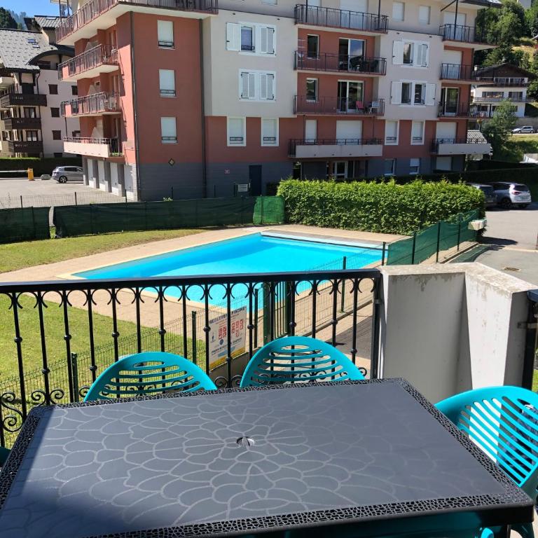 Grand Panorama T2 avec piscine aux pieds des télécabines - Appartement - 30