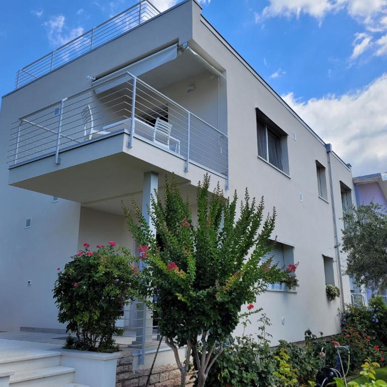 Garda view - Appartamento con solarium privato con vista lago - Appartamento con 2 Camere da Letto - 11