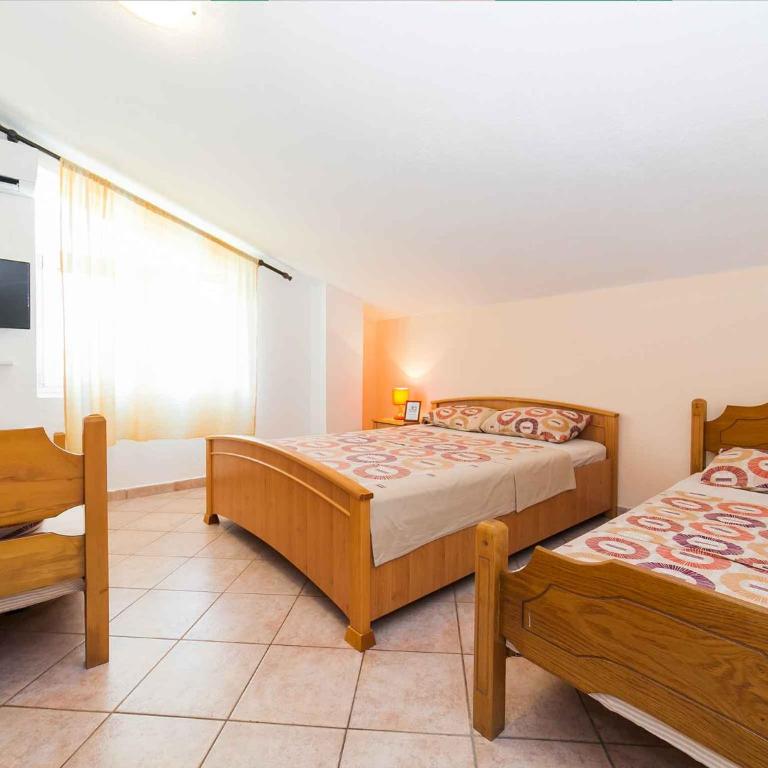 Maki Apartments - Plavi Horizonti Beach - Apartman s 1 Spavaćom Sobom i Terasom - 1