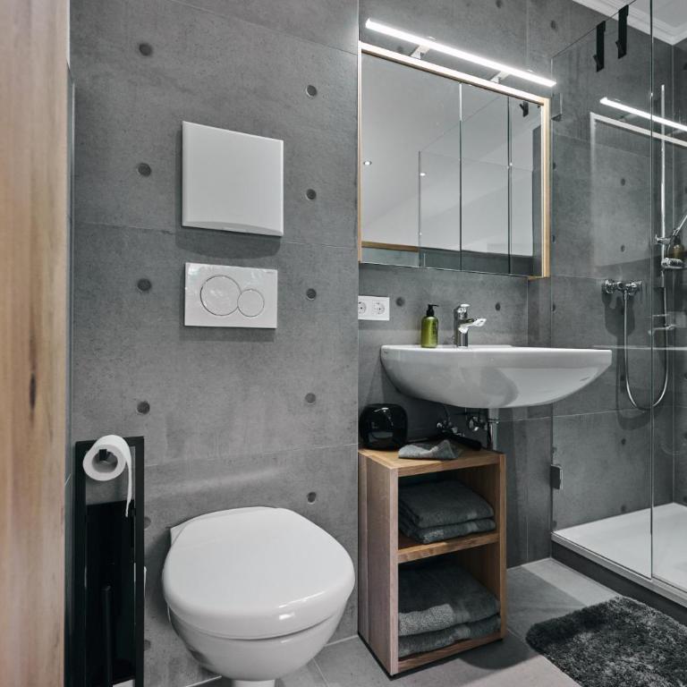 G17 Apartments - Apartamento con balcón - 17