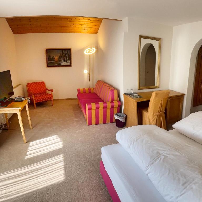 Pension Grissemann - Doppel- oder Zweibettzimmer - 12