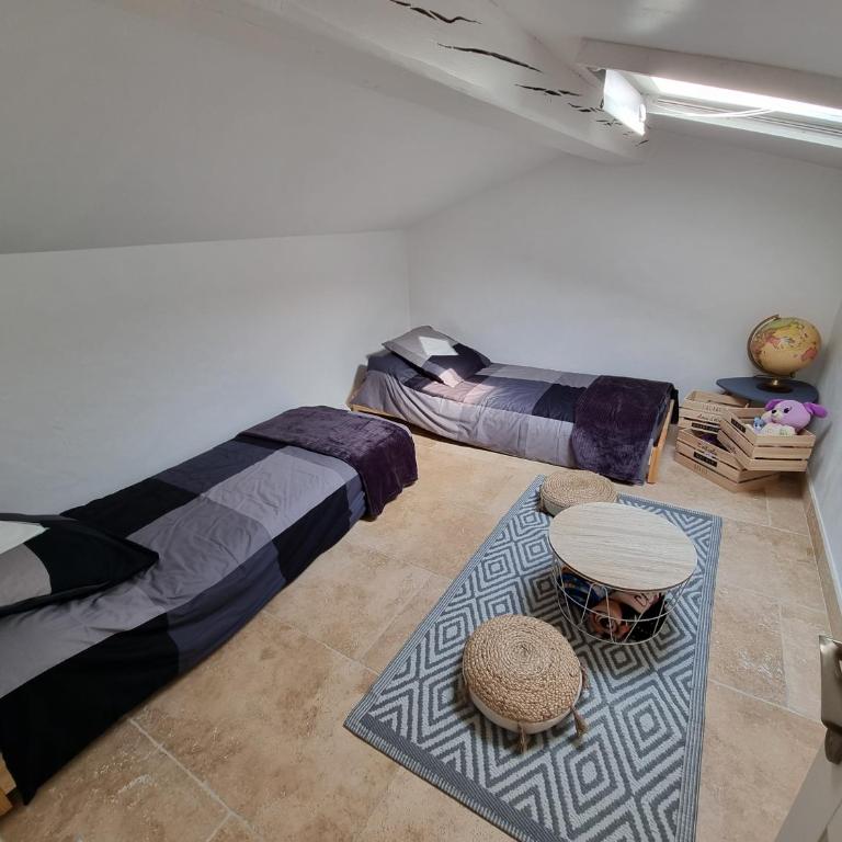 Domaine du Soleil Couchant - Four-Bedroom House - 8