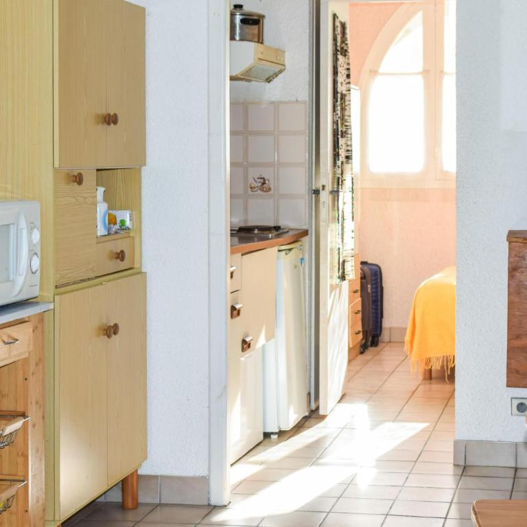 1 Bedroom Beach Front Apartment In Royan - Appartement 1 Chambre - 5