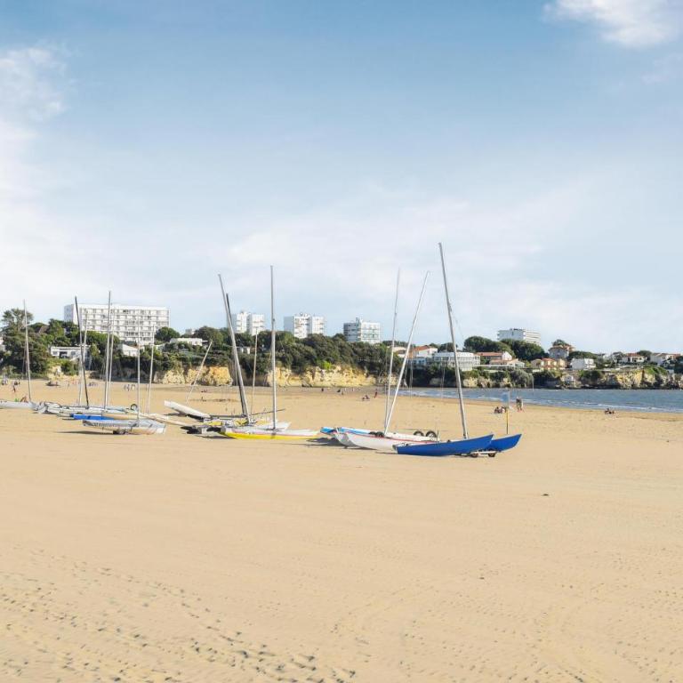 1 Bedroom Beach Front Apartment In Royan - Appartement 1 Chambre - 8