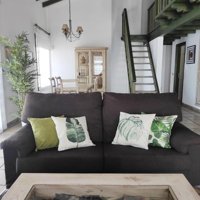 CERCADO DEL MEDIO, CHALET con PISCINA PRIVADA - Villa con piscina privada - 4