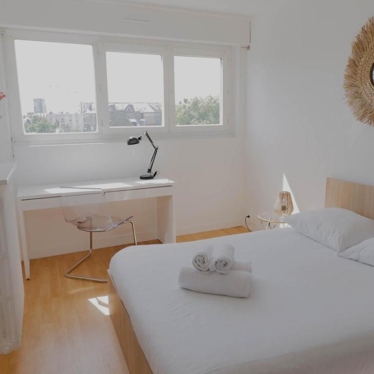 Spacieux appartement avec Balcons, 4 chambres, espace & confort, Centre Gare - Apartment - 23