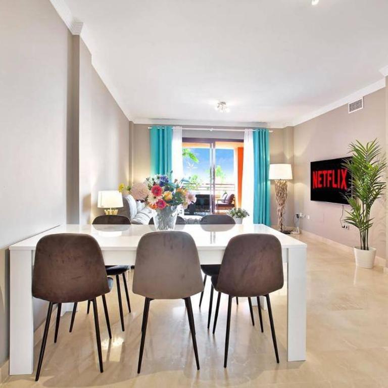 Estrella de Mar zeezicht en uitkijk op Gibraltar 40m2 terras incl zwembad Las Garzas Manilva - Apartamento de 2 dormitorios - 34