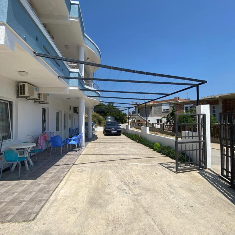 Apartments Ajdin - Triple Room with Balcony - 4
