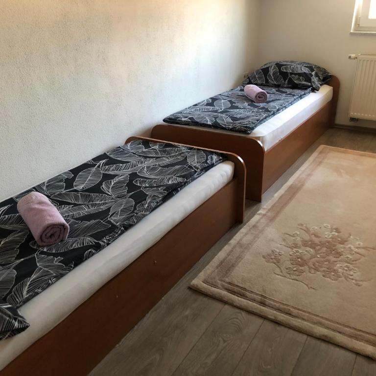 BIG Apartment 3 Bedrooms - Three-Bedroom Apartment - 14