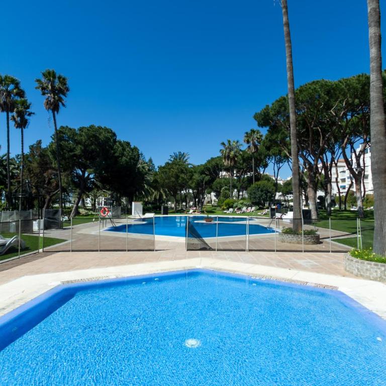 MARBELLA BANUS SUITES - Daisy Playas del Duque Banús Beach Apartment - Apartamento Deluxe - 41