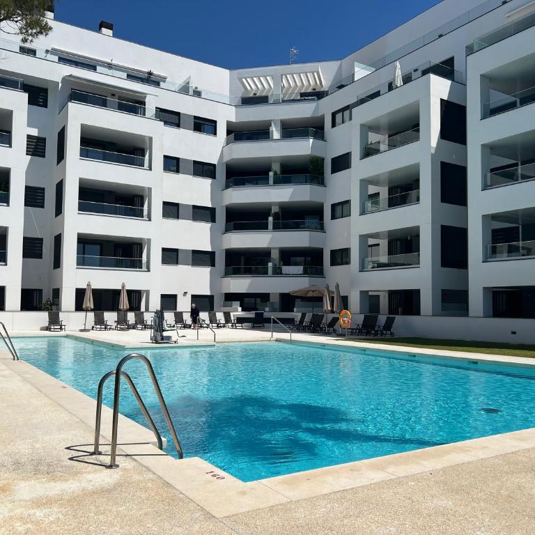 New build modern ap 4 min walk to the beach and Marbella old town - Apartamento de 2 dormitorios - 27