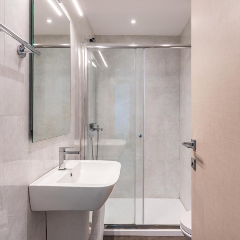 Fontana Mediteran Properties - One-Bedroom Apartment - 8