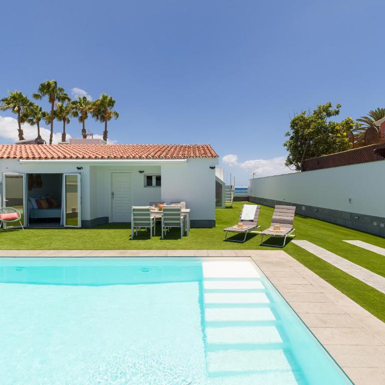 Villa Isabel - Three-Bedroom Villa - 2
