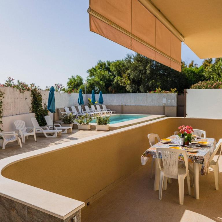 Villa Le Mimose - Three-Bedroom Vacation Home - 1