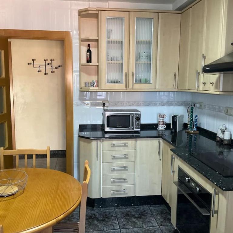 BRISA DE PONIENTE con cochera y aire acondicionado - Apartamento de 3 dormitorios - 10