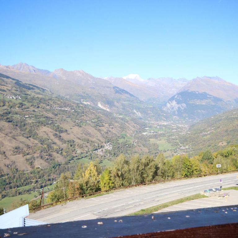 Appartement spacieux proche centre village avec balcon et vue Mont Blanc - Two-Bedroom Apartment - 6