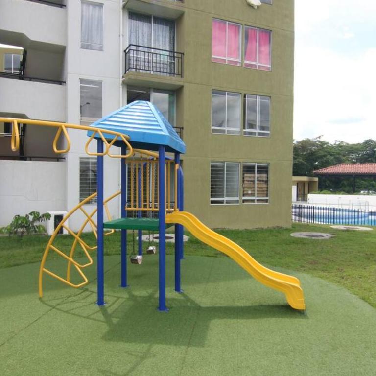 Relájate o teletrabaja en lindo apto, 3 hab y WiFi - Apartamento de 3 dormitorios - 18