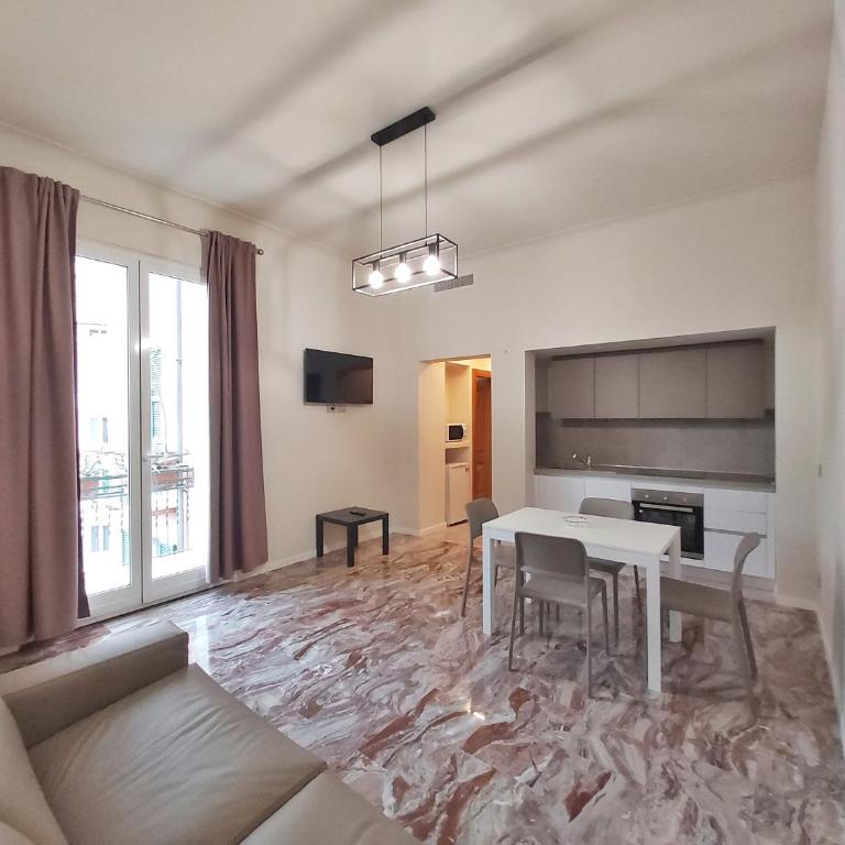 Le Due Piazze - Appartamento con 1 Camera da Letto - 3