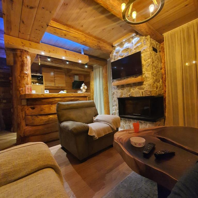 Alpine House - Deluxe Villa - 1