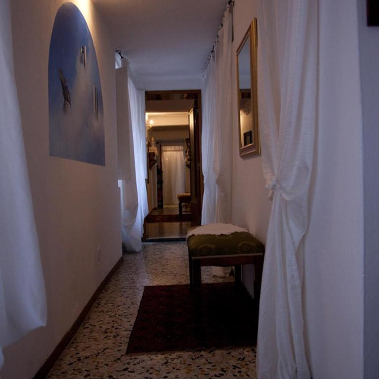 Le Case Cavallini Sgarbi di Rina Cavallini - Appartamento con 1 Camera da Letto - 1