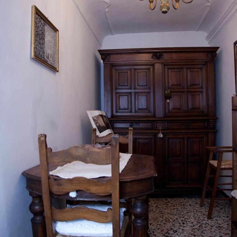Le Case Cavallini Sgarbi di Rina Cavallini - Appartamento con 1 Camera da Letto - 2