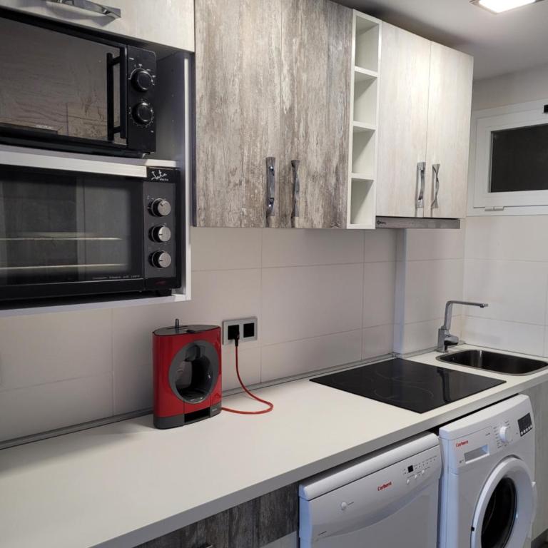 Precioso alojamiento con piscinas - Studio with Sea View - 2