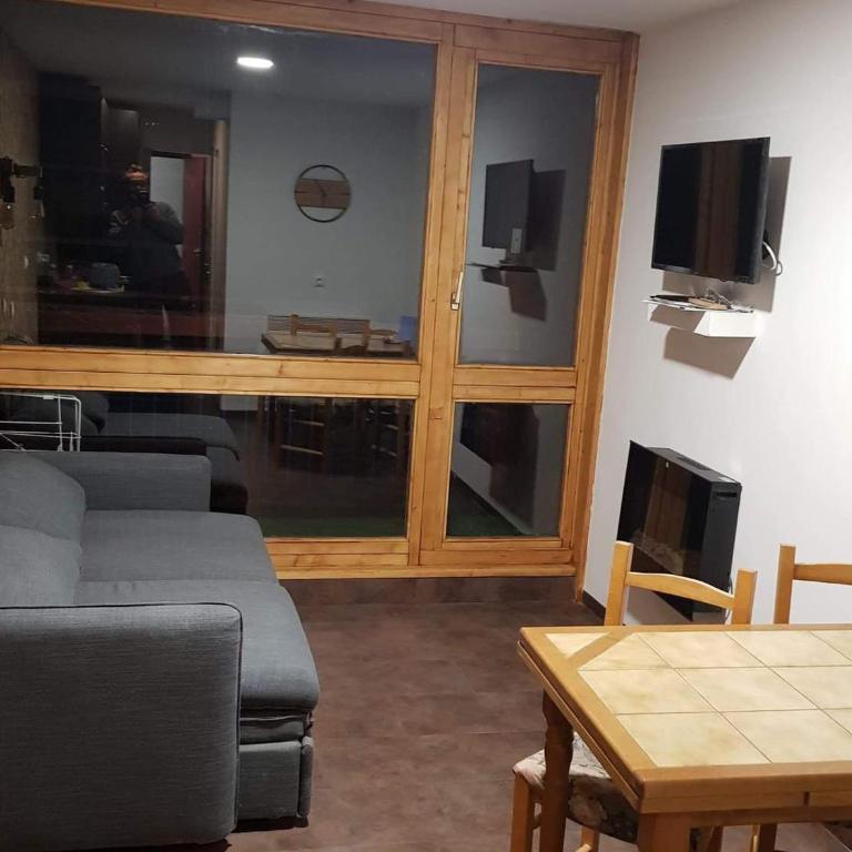 Studio rénové ski aux pieds avec balcon, 5 couchages - Studio - 2