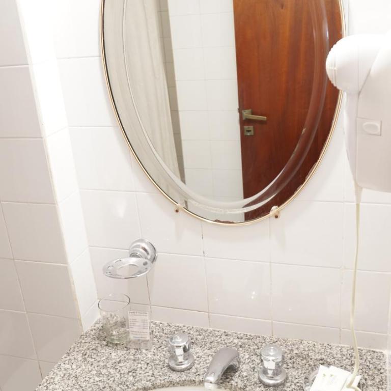 Hostel Spa Mediterranea - Habitación Familiar con baño privado - 2