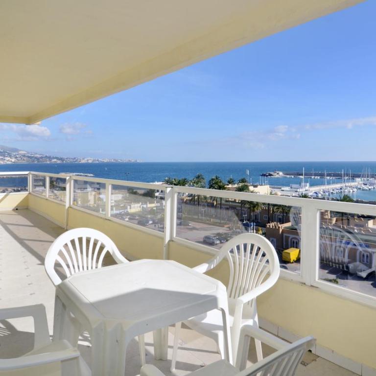 Hotel Apartamentos Pyr Fuengirola - Apartamento de 2 dormitorios con vistas al mar (2-6 adultos) - 1