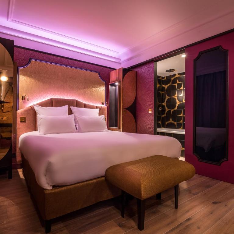 Idol Hotel - Chambre Double ou Lits Jumeaux de Luxe "Light My Fire" - 12