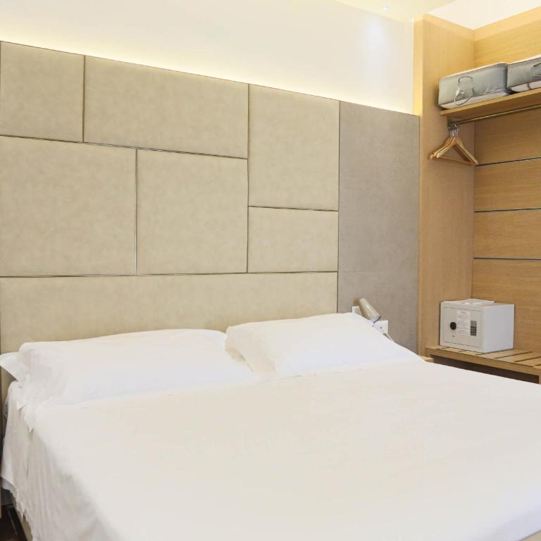 Hotel Polo - Camera Familiare con Balcone - 16