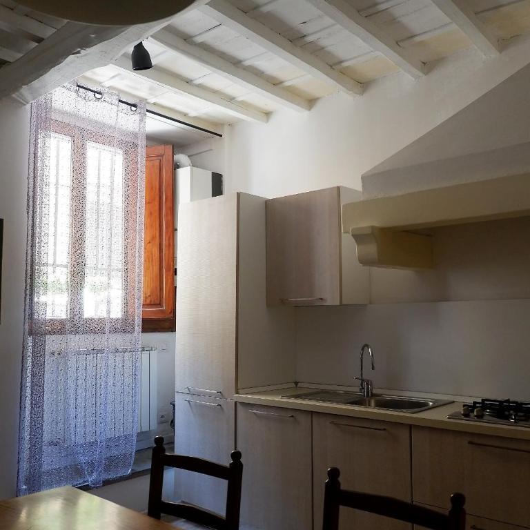 A due passi da Ponte Vecchio - Appartamento con 1 Camera da Letto - 11