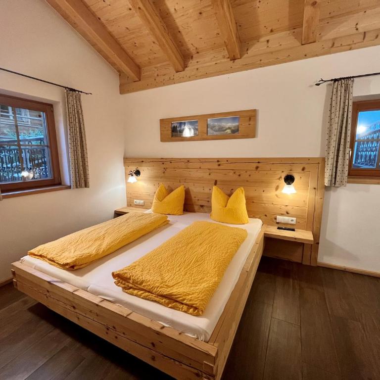 Kama Alm - Chalet mit Balkon und Terrasse - 5