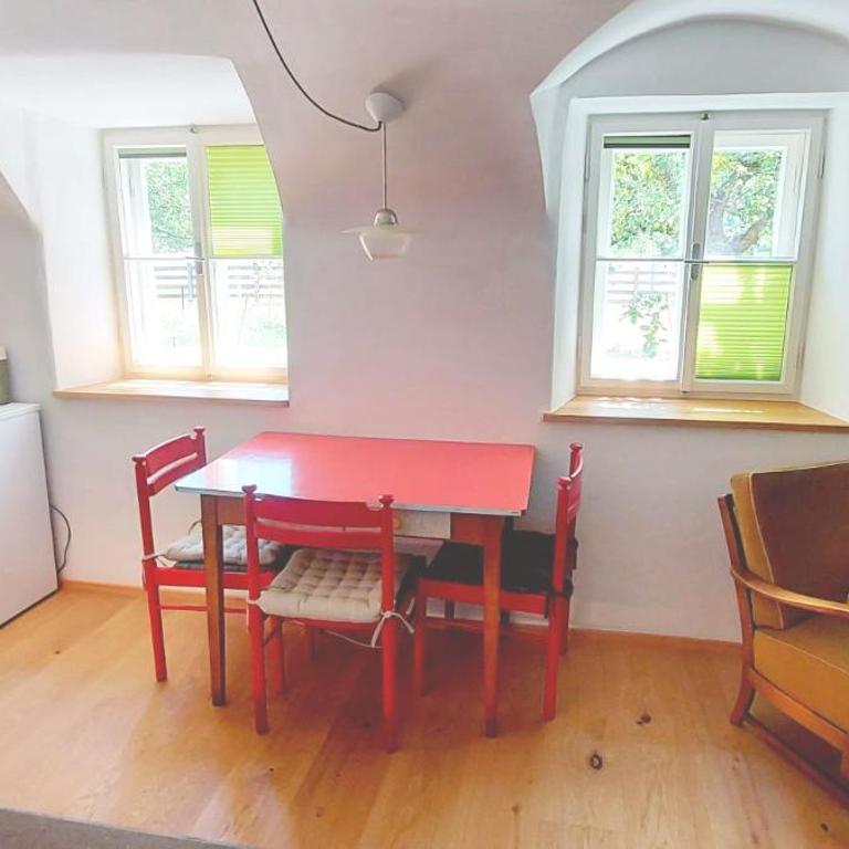 Fallerhaus - Apartment mit 1 Schlafzimmer - 2