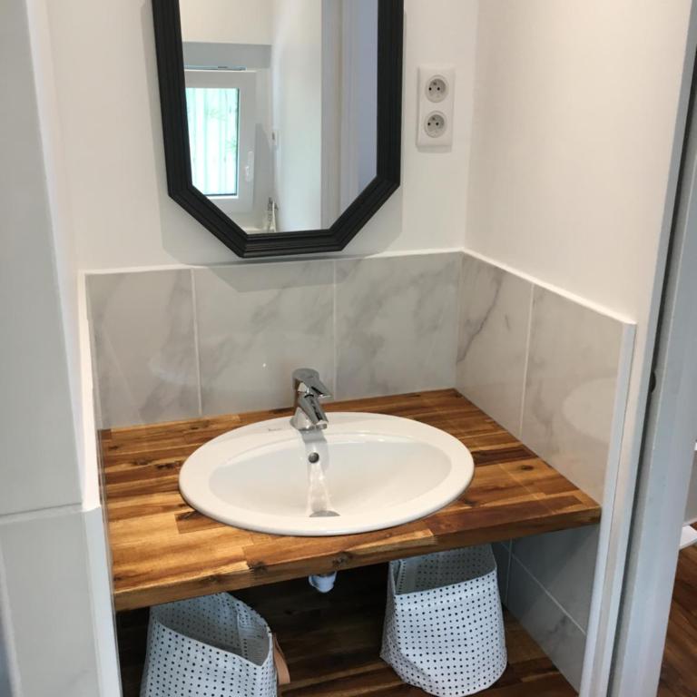 LE STUDIO, avec un extérieur, un local pour vos vélos, skis, bagages - One-Bedroom Apartment - 6