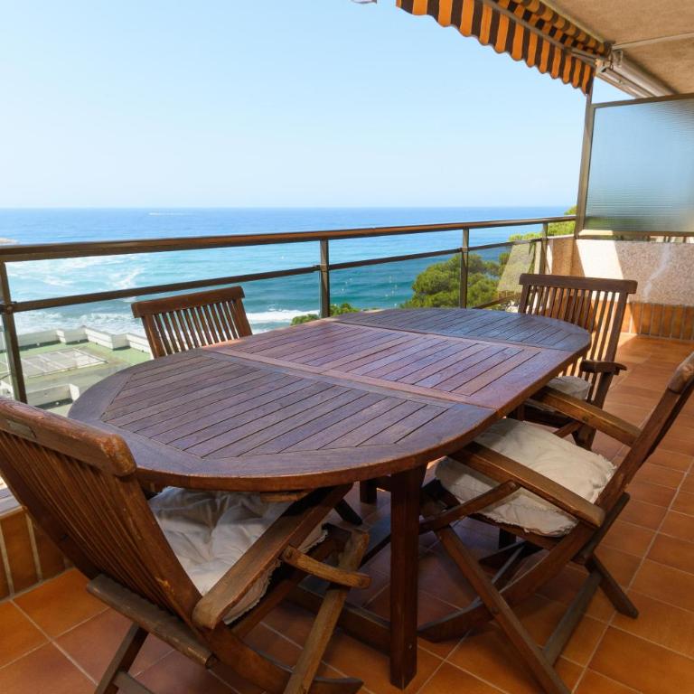 Rentalmar Salou Mar - Apartamento de 3 dormitorios - 1