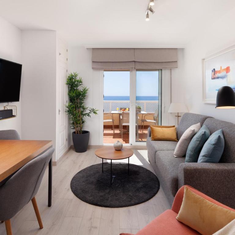 Playa & Beach Apartments Mijas Costa & Fuengirola by ALFRESCO STAYS - Apartamento con vistas al mar - 1