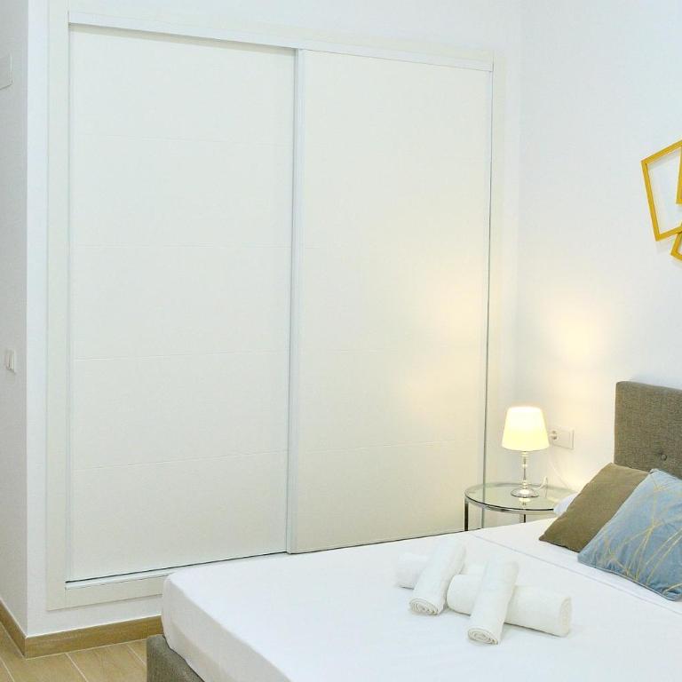 Myflats Luxury Bailen - One-Bedroom Apartment - 21