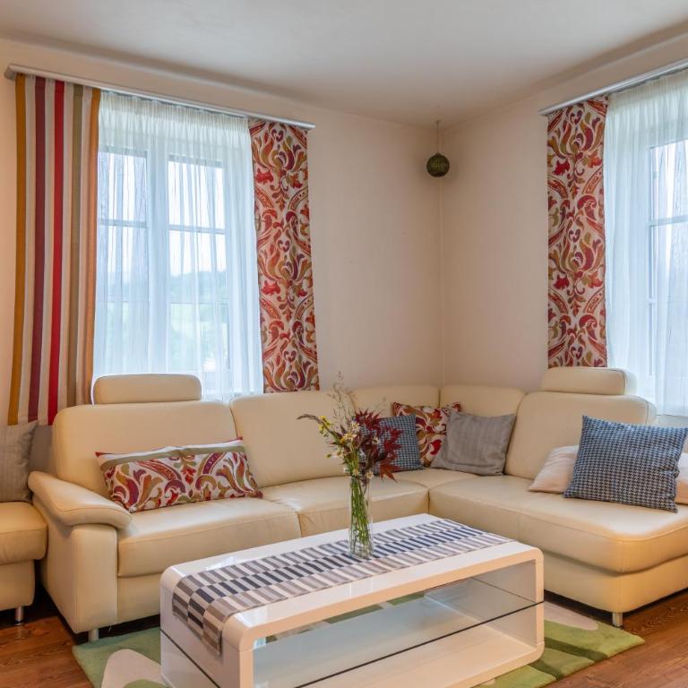 das "Ferienhaus Eibiswald" Landhaus Refugium im Schilcherland - Sauna und Spa - Standard Villa - 14