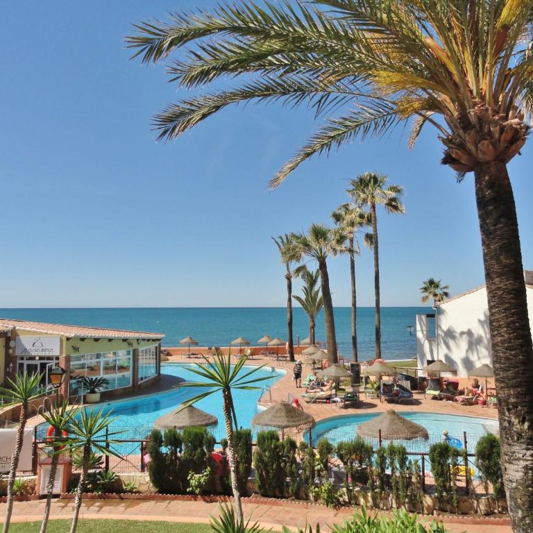 2 bedroom top floor apartament with open sea views CS197 - Apartamento de 2 dormitorios - 2