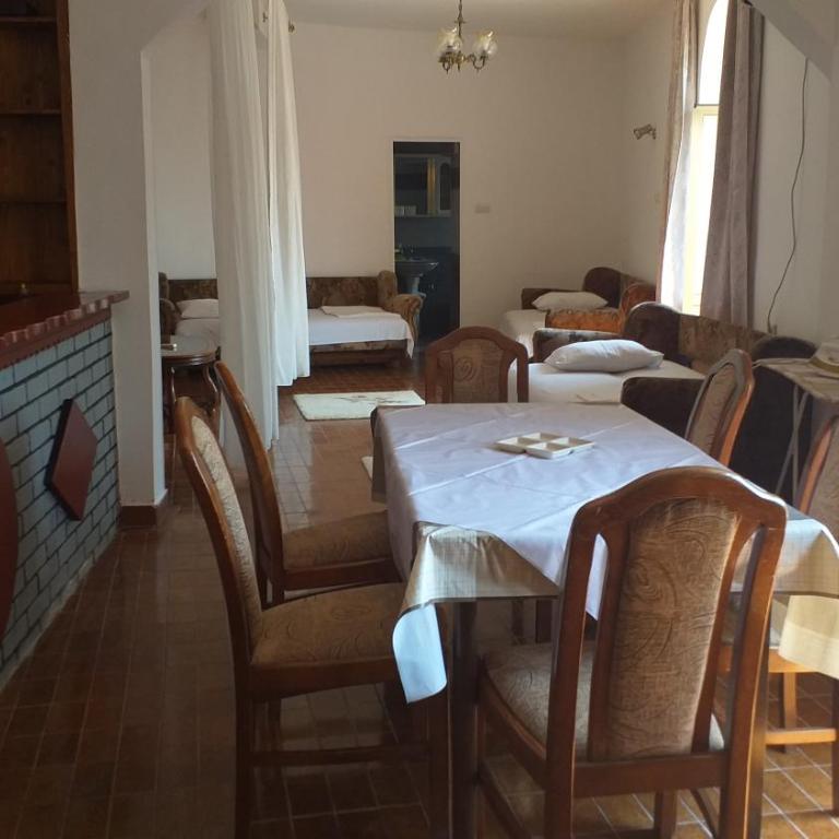 Guest house Naser - Studio sa Terasom - 15
