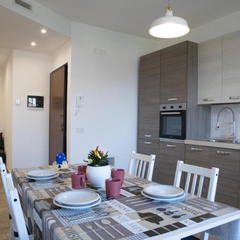 M&Mapartments - Two-Bedroom Apartment - 2