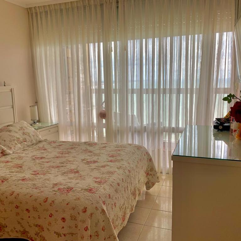 Departamento de dos ambientes frente al mar Edificio Havanna - Apartamento de 1 dormitorio - 1