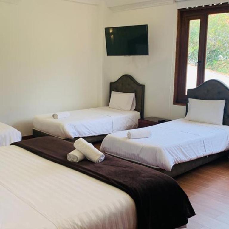 Hotel Puente Piedra - Suite Familiar - 9
