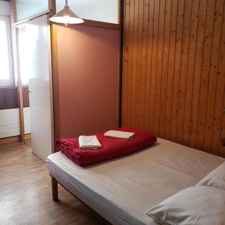 Hébergement Artense - Chambre Familiale avec Salle de Bains Privative - 9