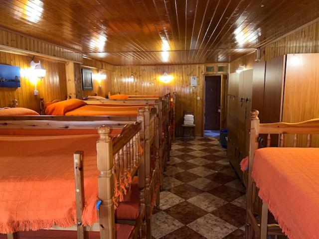 Bungalows & Albergue La Playa - Private Room with Private Bathroom 12 Adults (Albergue) - 4