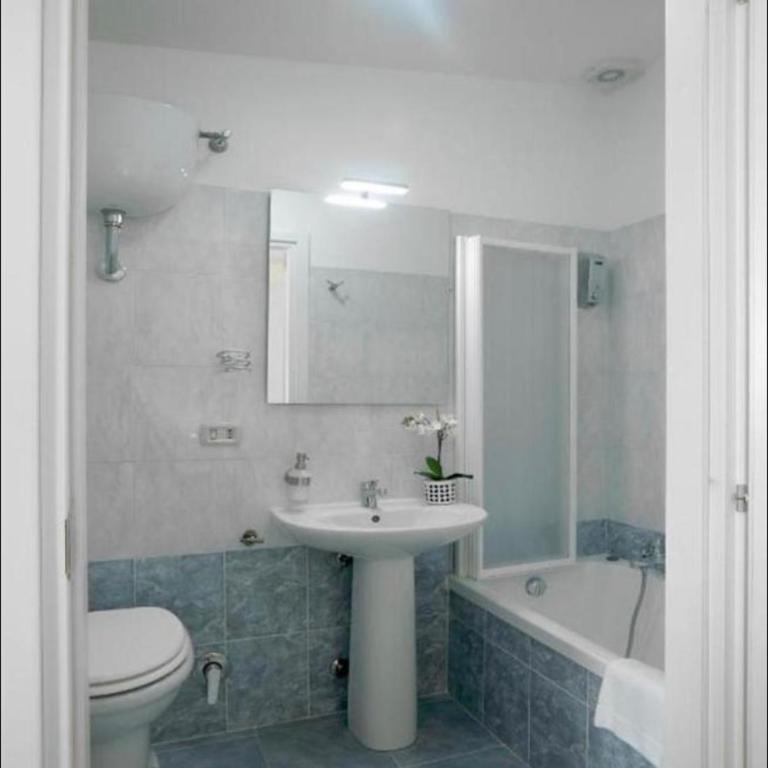 YOUR VATICAN TERRACE - Camera Matrimoniale con Bagno Privato - 20