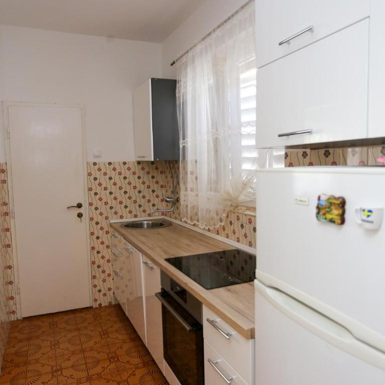 Smještaj Djurdjevic - Double Room with Balcony and Sea View - 5