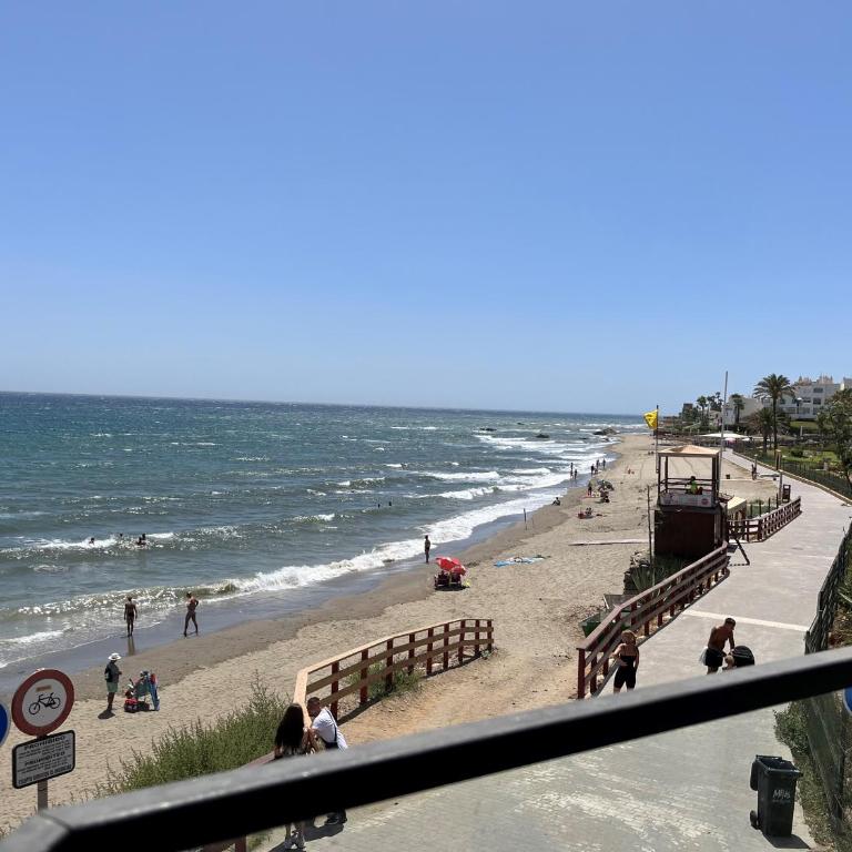 Apartamento Miraflores tres piscinas cerca del mar - Albamar - Apartamento de 2 dormitorios - 33