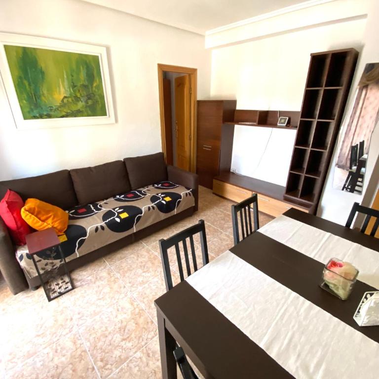 Apartamento de temporada en Malvarrosa Vacaciones largas Long Stay desde 11 noches - Three-Bedroom Apartment - 8